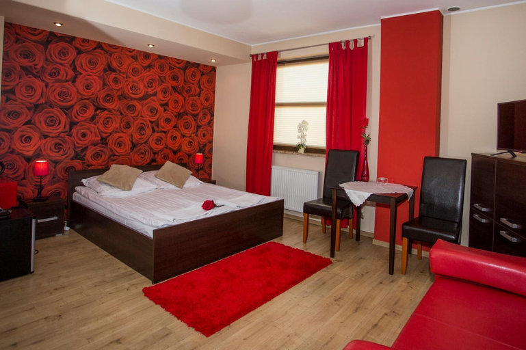Bedroom 3, Noclegi M4, Grodzisk Mazowiecki