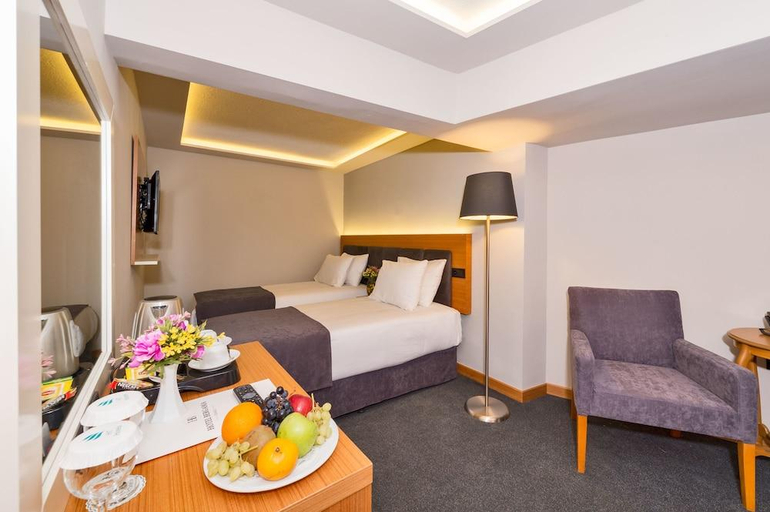Bedroom 3, BERGAMA HOTEL, Fatih