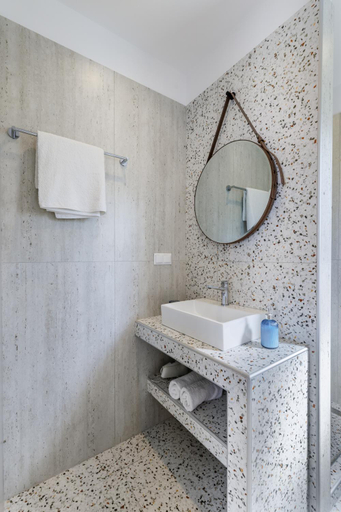 Bathroom 2, Casa Verde Summer Studios, Thessaly