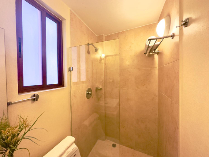 Bathroom 3, Quinta Roca Hotel, Del Centro