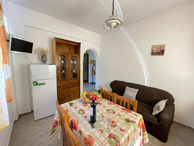 Others 5, Villa Katerina, Ionian Islands