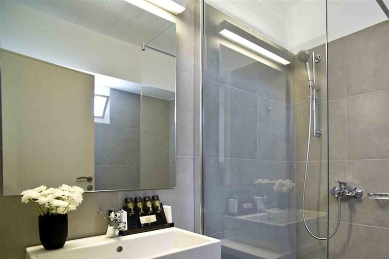 Bathroom 3, Marathon Beach resort, Attica
