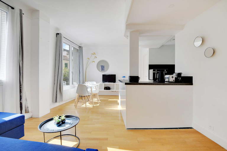 Others 3, Cozy Apartment 2Bdr/5P - in the Heart of Suresnes, Hauts-de-Seine