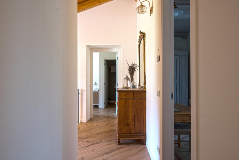 Others 5, Villa Mariolino, Bergamo