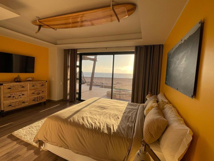 Others 4, DIVINE SANDS, Walvisbay Rural