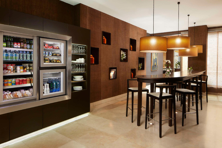 Food & Drinks 5, NH Alcorcon Hotel, Madrid