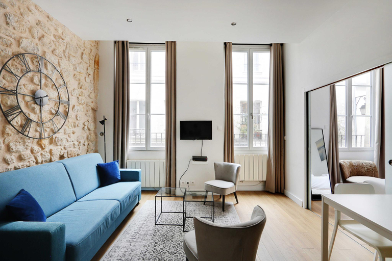 4, Bright apartment -1BR/4P- Near Châtelet Les Halles, Paris