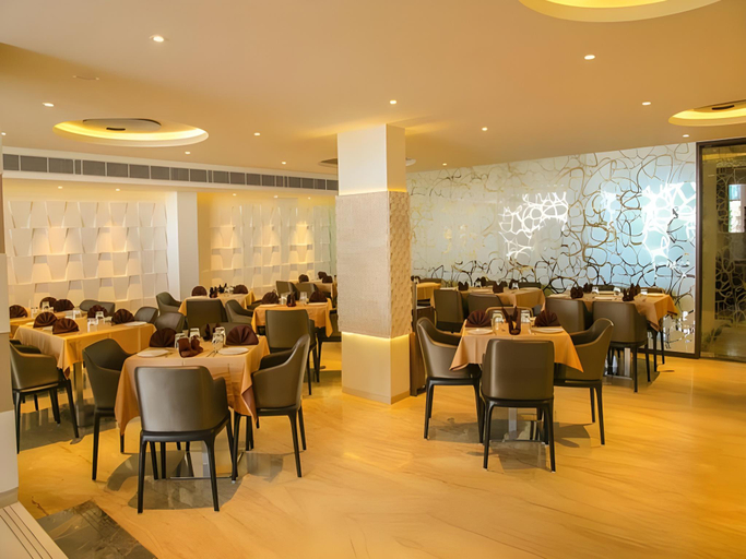 Food & Drinks 5, Hotel The Supreme, Visakhapatnam