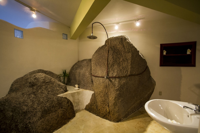 Bathroom 5, Monkey Flower Villas, Ko Phangan