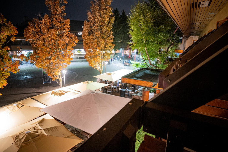 Food & Drinks 5, Blackcomb Lodge, Squamish-Lillooet