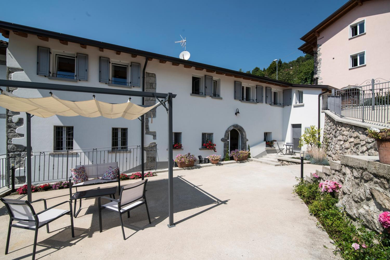 Others 3, Villa Mariolino, Bergamo