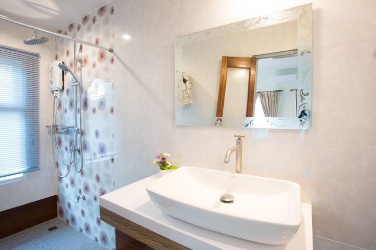 Bathroom 4, Goldengold (Khaoyai) Resort & Spa, Pak Chong