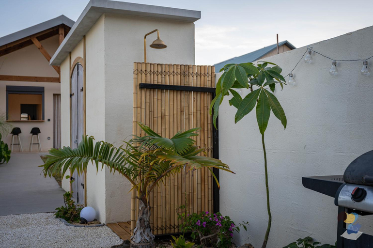 Exterior & Views 1, L'oasis 3 etoiles - Lodge 2 - DODOTERLA, Le Tampon