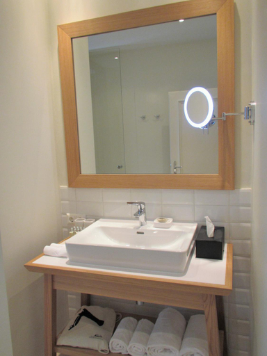 Bathroom 1, Suiten Schloss Finkenstein, Villach Land