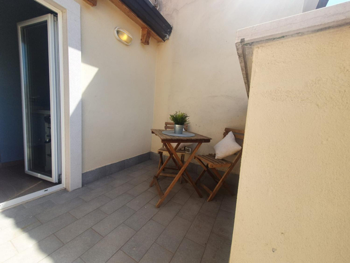 Others 2, CASA MALUDA - Fondi Vertice Rooms, Latina