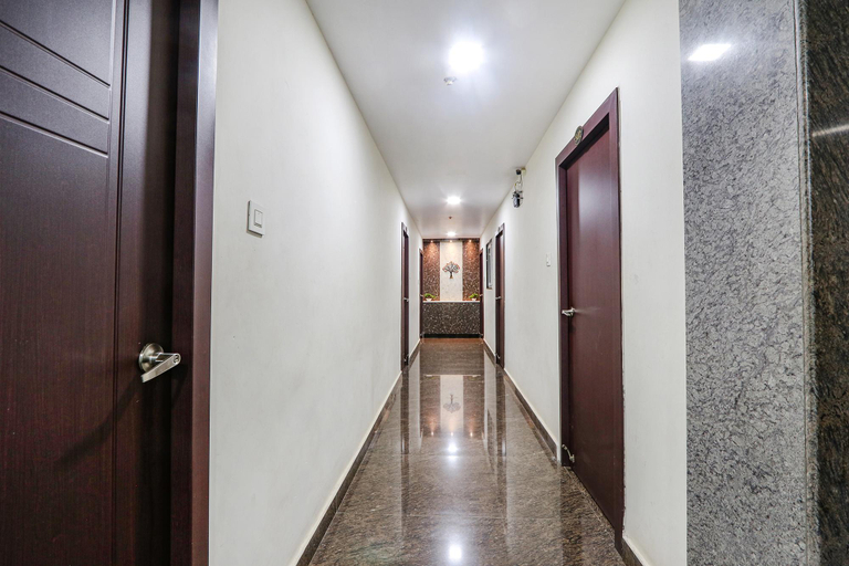 Public Area 2, Fabhotel The Sunrise Inn, Visakhapatnam