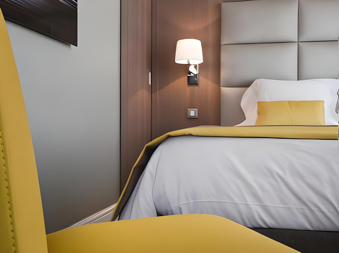 Bedroom 2, L'Edmond Hotel Parc Monceau, Paris