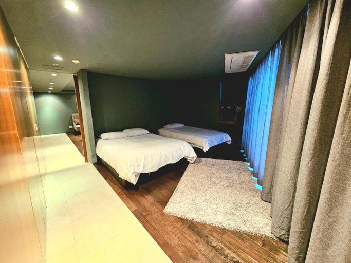 Bedroom 2, Seongsan Marina Hotel, Seogwipo