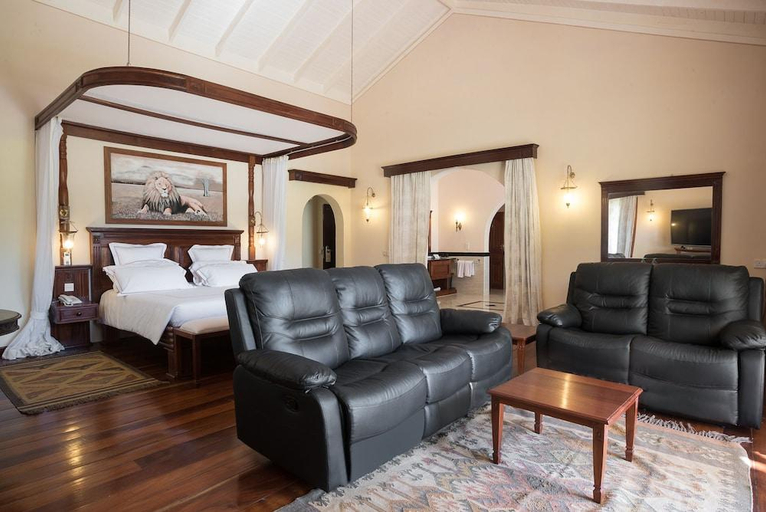 Bedroom 2, Ocean beach resort and spa, Malindi