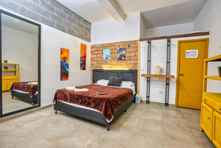 Bedroom 2, La Gruta Coliving, Medellín