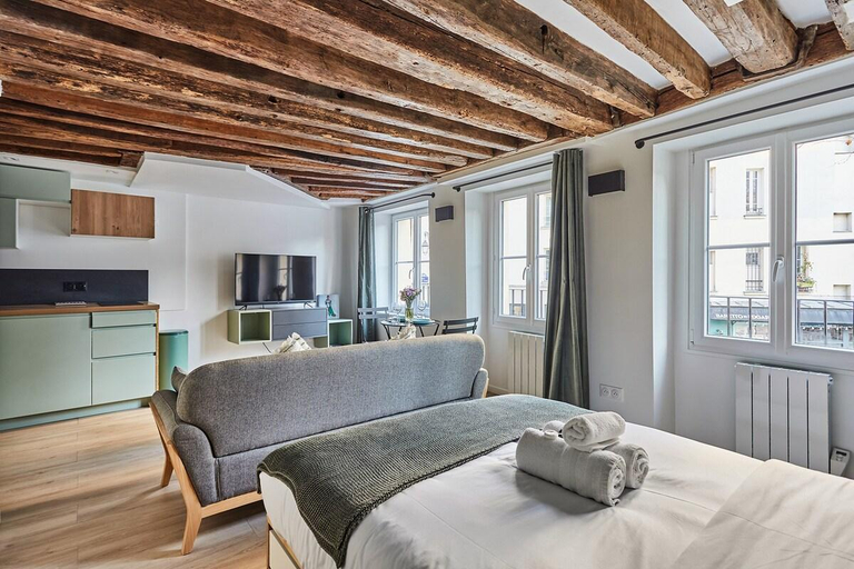 Bedroom, Charmant Studio - Center of Paris - Montorgueil, Paris