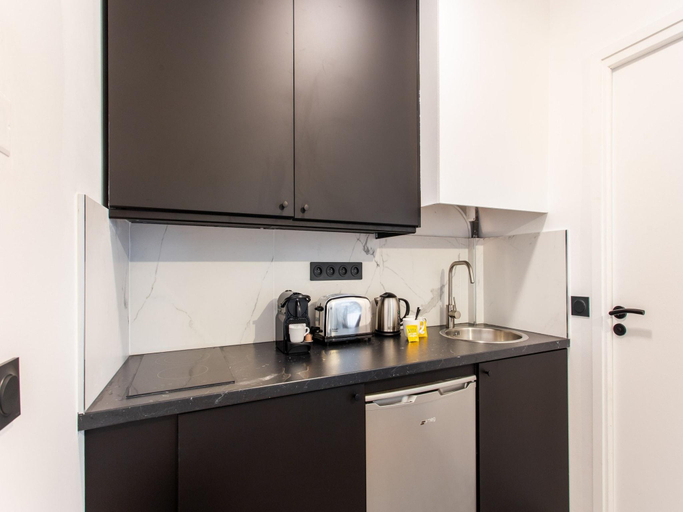 Others 5, Cosy Studio near Bastille place, Paris