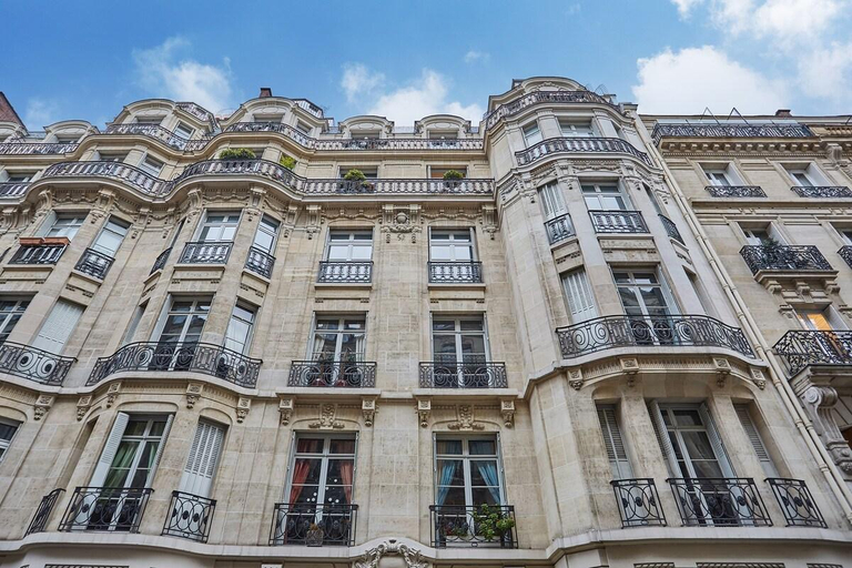 Exterior view 4, Superb Apartment Arc de Triomphe/trocadero, Paris