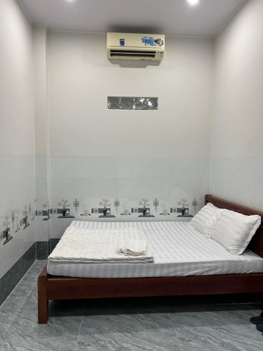 Bedroom 2, Nha nghi Sunmi, Cờ Đỏ