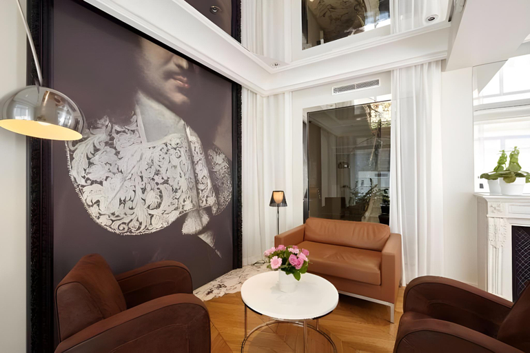Public Area 3, Hotel Tourisme Avenue, Paris