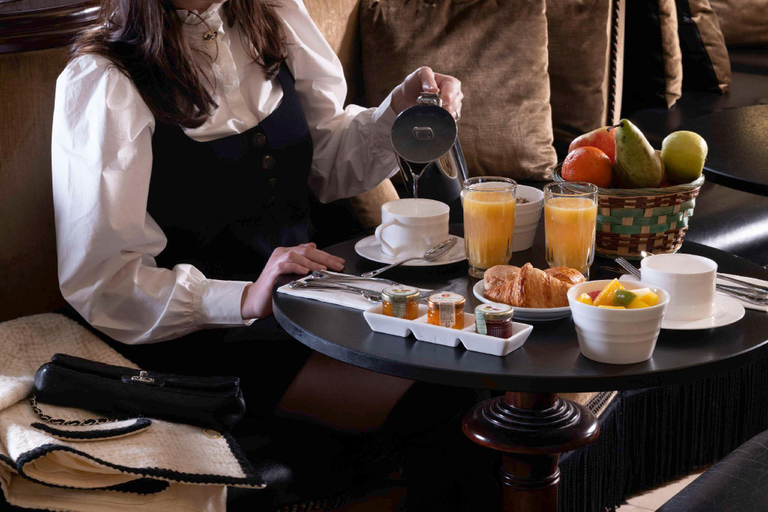 Food & Drinks 5, Le Belmont Champs Elysees, Paris
