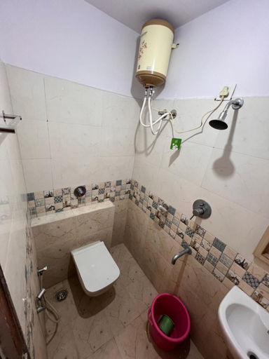 Bathroom, FRIENDS Girl Hostel, Bangalore