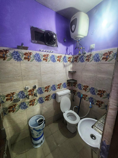 Bathroom 2, MANIK GUEST HOUSE, Garhwal