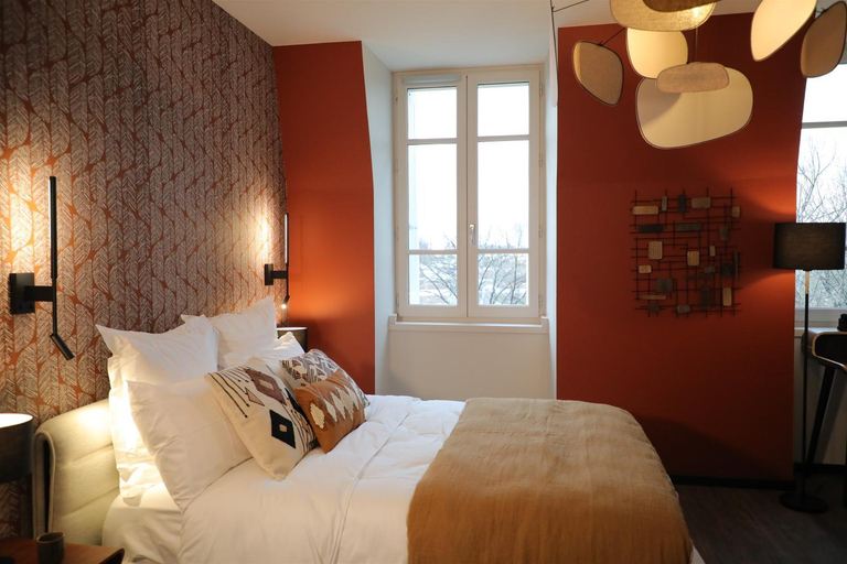 Others 4, La Villa Ponsin, Charente