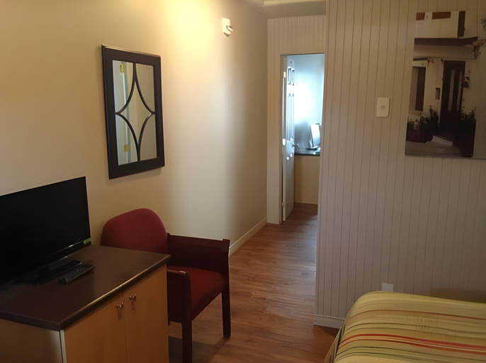 Interior view 5, Motel Au Vieux Frontenac, L'Amiante