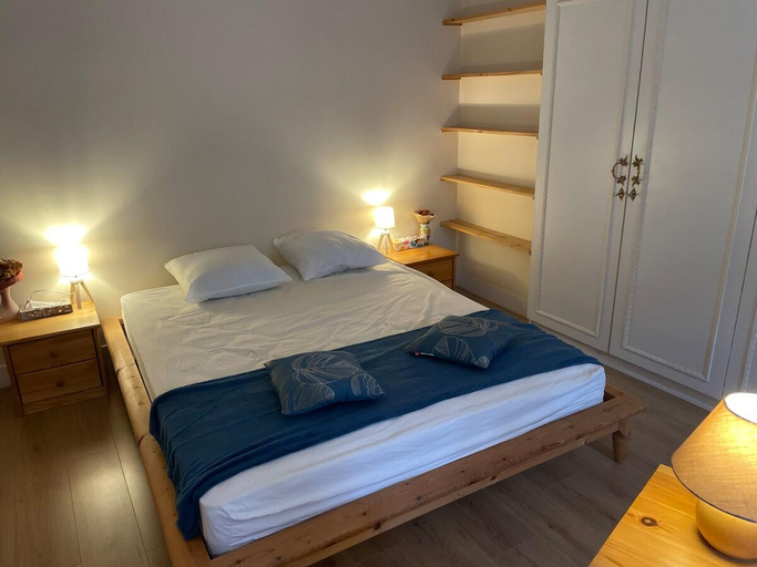 Bedroom 2, Coquelicot du Canal Saint-Martin, Paris