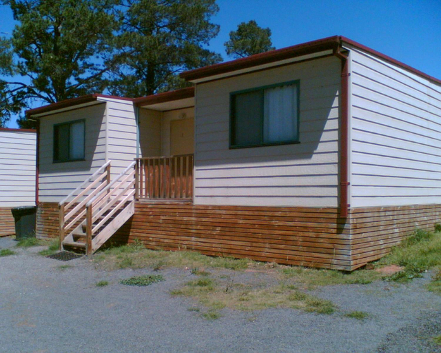 Others 4, Southern Cross Motor Inn, Snowy River