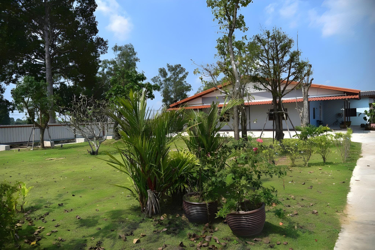 Others 4, Chao Phraya Home, Phayuha Khiri