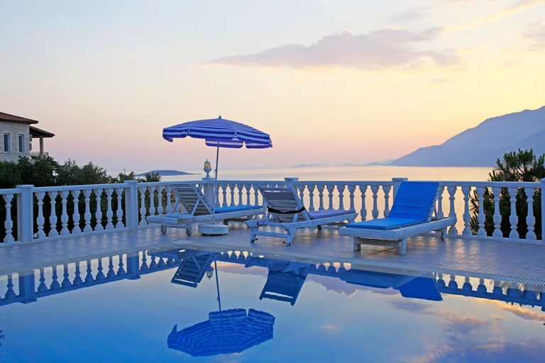 Others 5, Muhtesem deniz manzaralı agac ev, Kaş