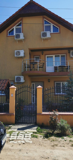 Others 5, Casa Antonia, Limanu
