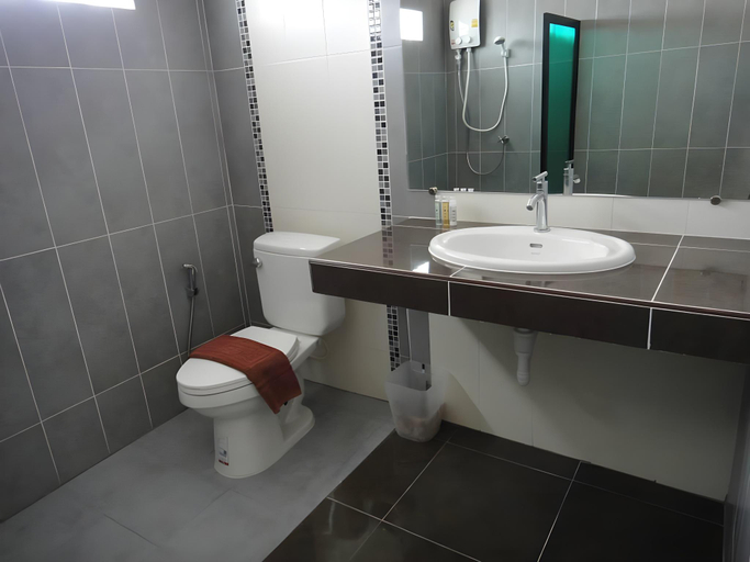 Bathroom 4, Kwankeaw resort, Muang Nakhon Sawan