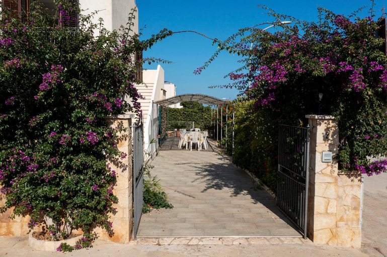 Garden 4, Casa Vacanza Azzurra, Trapani