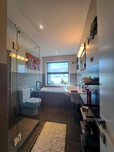 Bathroom, Port Levy B & B Christchurch, Christchurch