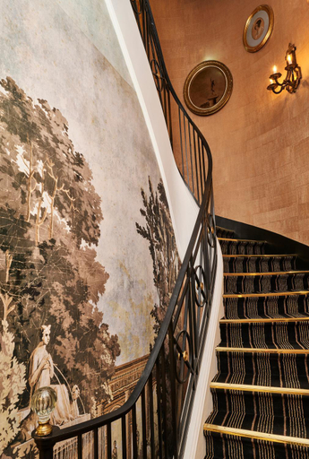 Public Area 3, Maison Boissiere Barnes Paris Trocadero, Paris