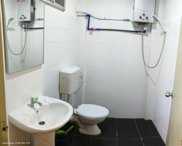 Bathroom, Janice villa, Ranau