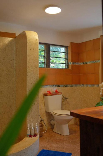 Bathroom 3, Saltys Kitesurf Village, Kilifi North