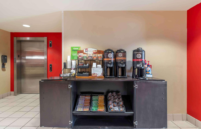 Food & Drinks 5, Extended Stay America - Chicago - Woodfield Mall, Cook