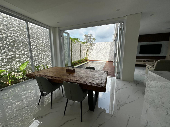 2, newly built Villa Na Bali, Badung