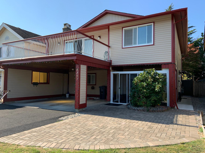 Exterior & Views 1, Orchid House near Vancouver YVR Airport, Greater Vancouver