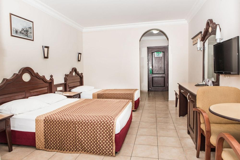 Bedroom 3, Kahya Hotel, Alanya