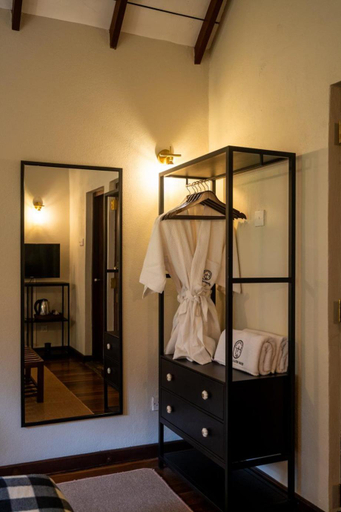 Bathroom 4, Tathya Hills - Luxe Garden Retreat, Nuwara Eliya